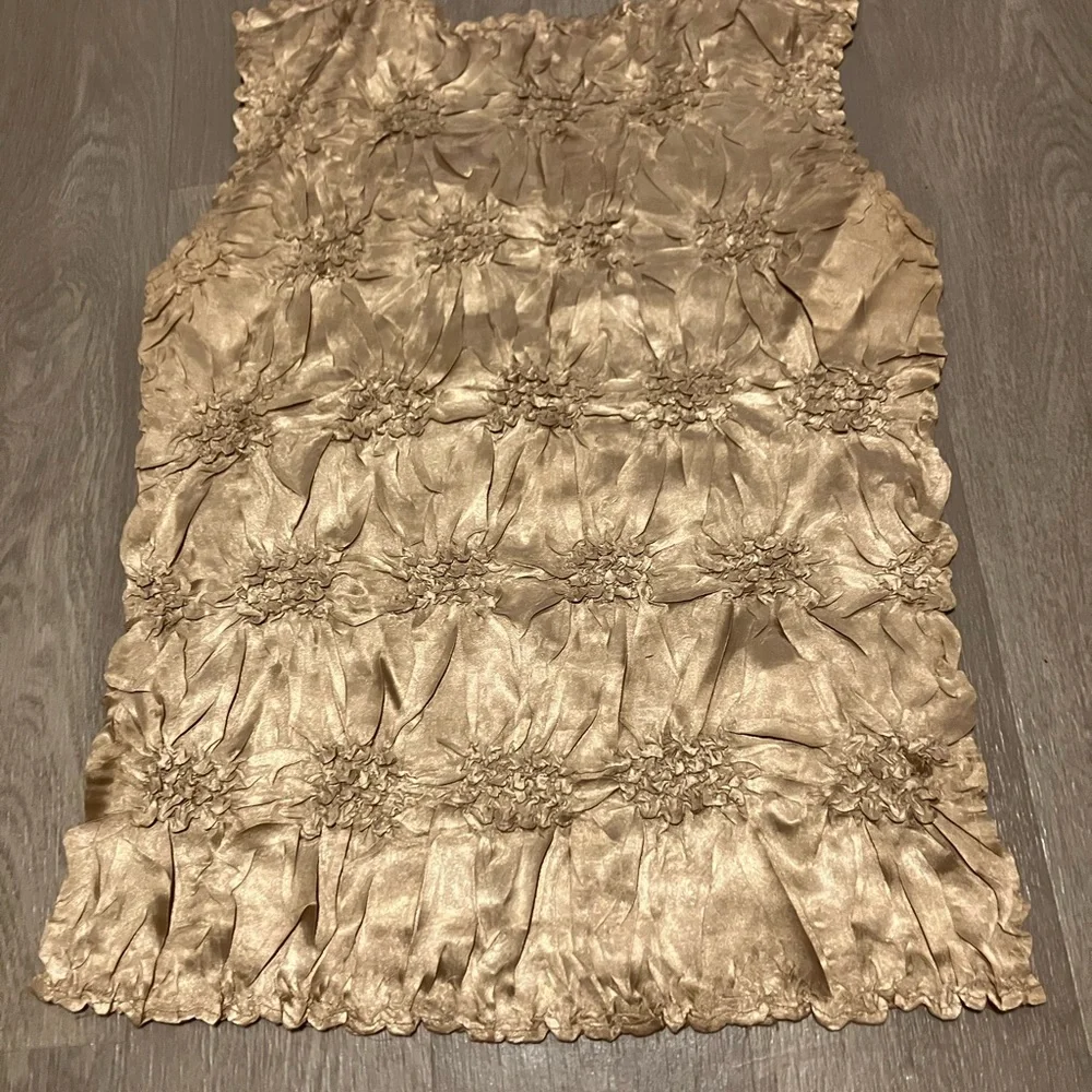 Elegant Gold Sleeveless Blouse